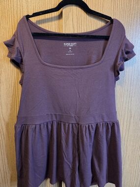 torrid Plum Scoop-Neck Peplum Ruffle Sleeve Top